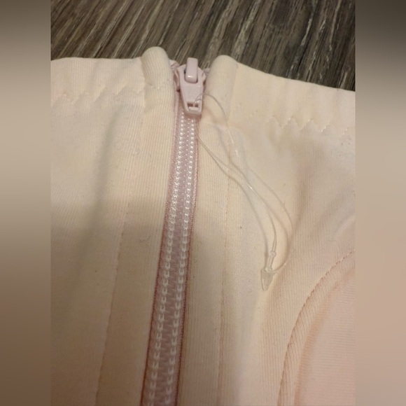 Lansinoh Light Pink Pumping and Nursing Bra Women's Size L Plus NWOT - Picture 3 of 5